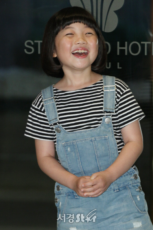 고나희가 3일 오후 서울 마포구 스탠포드 호텔에서 MBC 수목드라마 ‘군주 - 가면의 주인’ 종방연에 참석해 포즈를 취하고 있다.