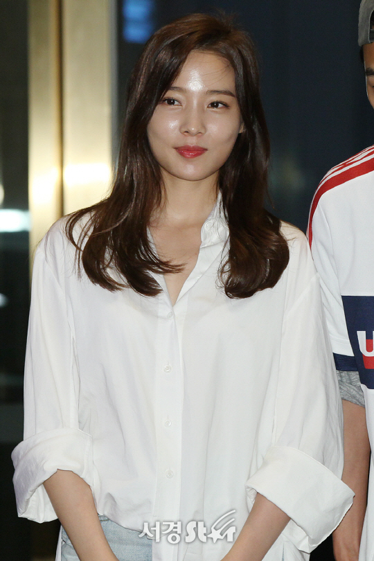 윤소희가 3일 오후 서울 마포구 한 호텔에서 열린 MBC 수목드라마 ‘군주 - 가면의 주인’ 종방연에 참석해 포즈를 취하고 있다.