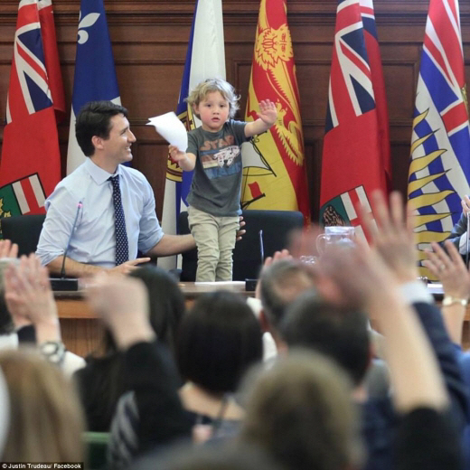 (왼쪽부터)트뤼도 캐나다 총리와 아들 아드리앙/사진=트뤼도 캐나다 총리 페이스북 공식 계정