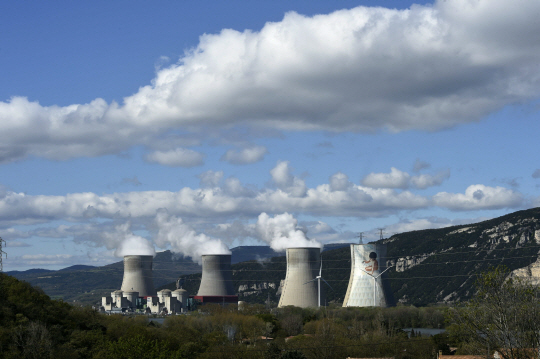 프랑스 혼강 인근에 위치한 원자력 발전소 모습 /AFP연합뉴스