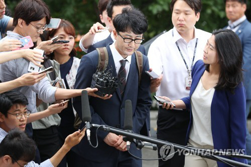 ‘제보 조작’ 이준서 구속…법원 “범죄사실 소명…증거인멸·도망 염려”