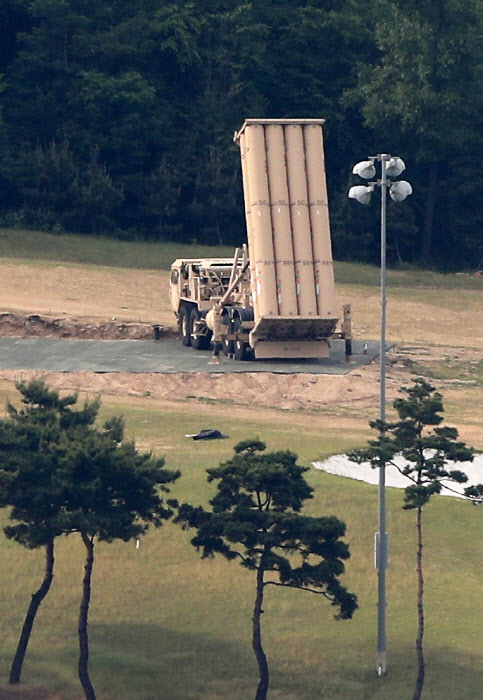 경북 성주에 배치된 사드(고고도 미사일 방어체계·THAAD)의 모습./연합뉴스