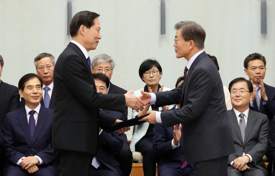 조대엽 결국 낙마…靑, 추경·정부조직법 통과 위해 결단