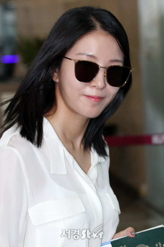 보아, 싱그러운 미소~ (김포공항 출국)