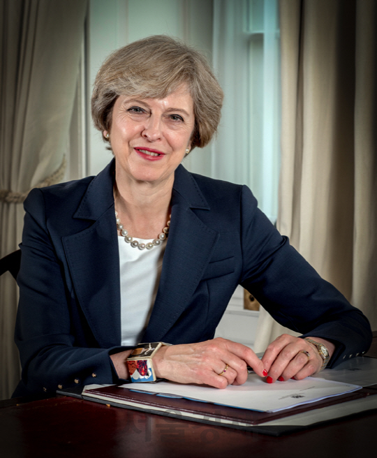 테리사 메이 영국 총리/위키피디아