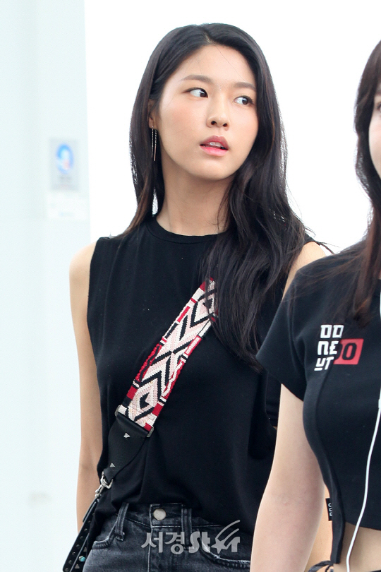 AOA 설현, 이기적인 비주얼! (인천공항 출국)