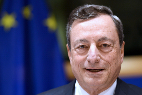 20일(현지시간) 유럽중앙은행(ECB)이 통화정책회의를 여는 가운데, 마리오 드라기 ECB 총재는 이날 기자회견을 갖는다. /AFP