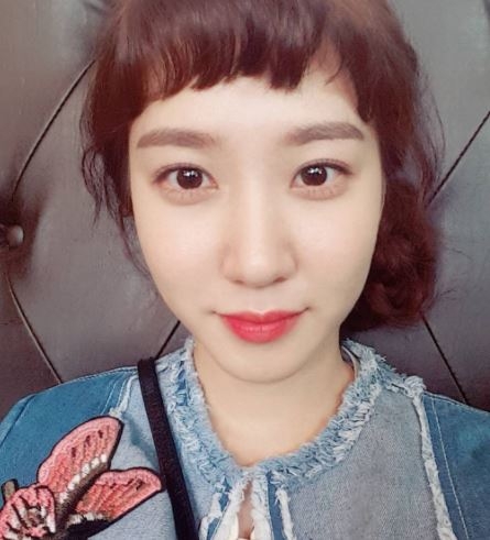 '청춘시대2' 박은빈, 물오른 미모 화제...앞머리 내려 뽀얀 피부 강조