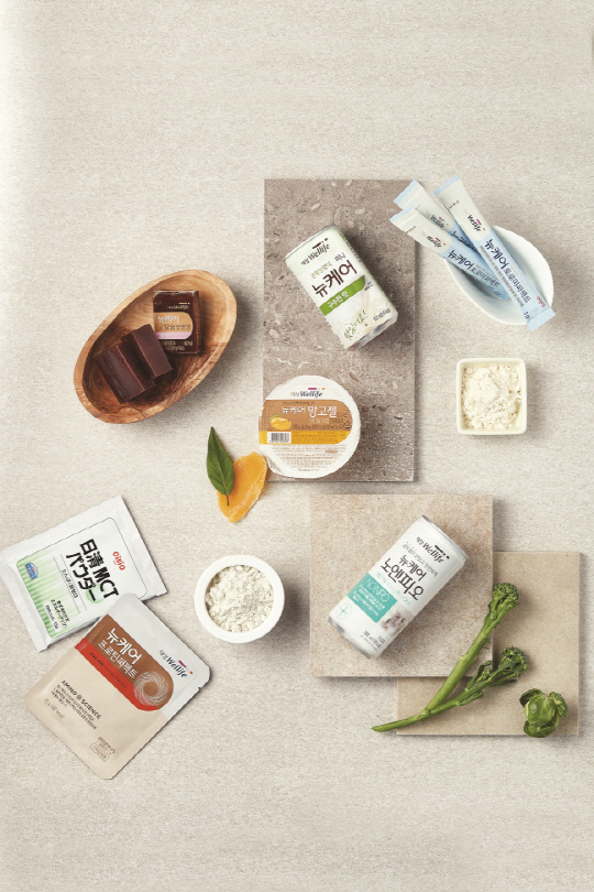 대상웰라이프의 균형 영양식 전문 브랜드 ‘뉴케어’의 다양한 제품들. /사진제공=대상