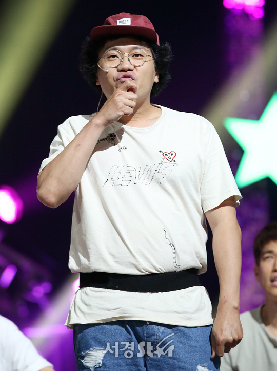 코미디언 안상태가 2일 오후 서울 영등포구 KBS 신관 공개홀에서 열린 KBS2 ‘개그콘서트’ 현장공개 행사에 참석하고 있다.