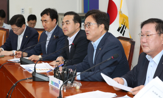 우원식 “국가재정 파탄낸 朴정부 적폐예산 ‘핀셋 결산’할 것”