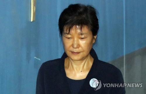 박근혜 전 대통령, 이재용 부회장 질책했냐는 주장에 