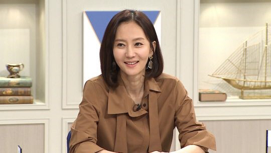 ‘비정상회담’ 염정아, “괴담을 믿는 나” 실제 스튜디오 분위기도 ‘오싹’