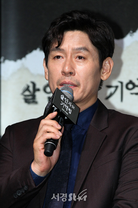 배우 설경구가 8일 오전 서울 강남구 신사동 압구정 CGV에서 열린 영화 ‘살인자의 기억법’ 제작보고회에 참석했다.