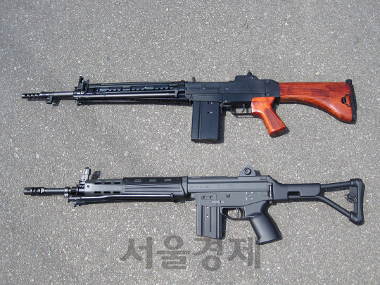 [권홍우 선임기자의 무기 이야기] '소총 생산 기반' 존폐기로 선 한국