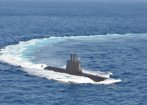 해군, 1천800t급 최신예 잠수함 ‘신돌석함’으로 명명