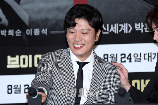 배우 박희순이 16일 오후 서울 용산구 CGV 용산아이파크몰에서 열린 영화 ‘브이아이피(VIP)‘ 언론시사회에 참석했다.