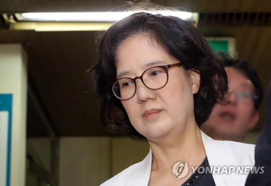 ‘제국의 위안부’ 박유하 “위안부가 아이돌처럼 되고 있다” 발언 논란