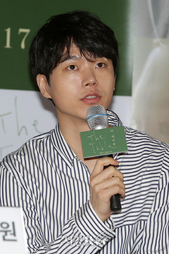 배우 전성우ㅏ 18일 오후 서울 중구 메가박스 동대문에서 열린 영화 ‘더 테이블’ 언론시사회에 참석했다.