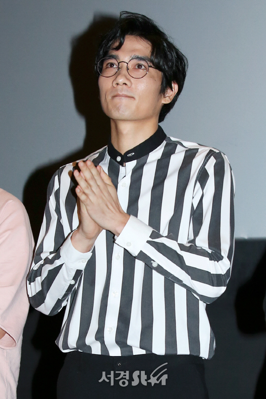 배우 엄태구가 22일 오후 서울 강남구 메가박스 코엑스에서 열린 영화 ‘택시운전사(감독 장훈)’ 무대인사에 참석하고 있다.