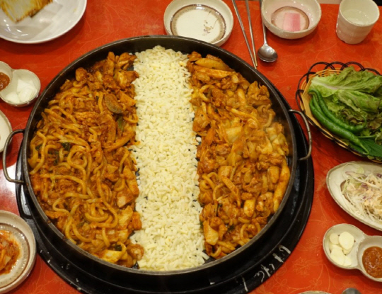 치즈닭갈비로 유명한 강릉 경포대 맛집