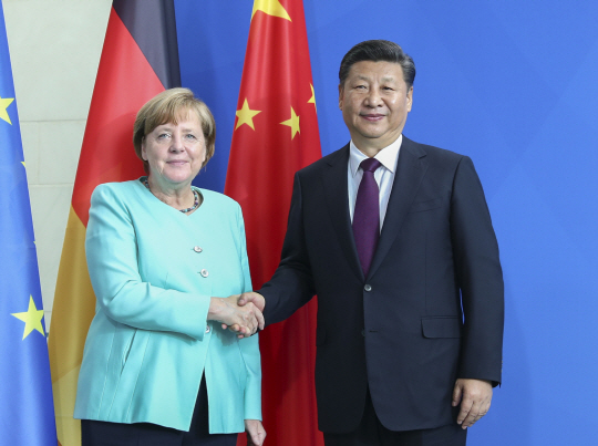 시진핑 중국 국가주석과 앙겔라 메르켈 독일 총리/신화연합뉴스