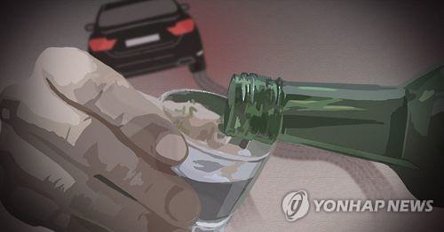 서울의 한 시내버스 기사가 술이 깨지 않은 상태에서 버스운전을 하다 적발됐다. /연합뉴스