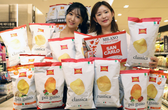 [사진] 롯데백화점, “이탈리아 국민 감자칩 맛 보세요”