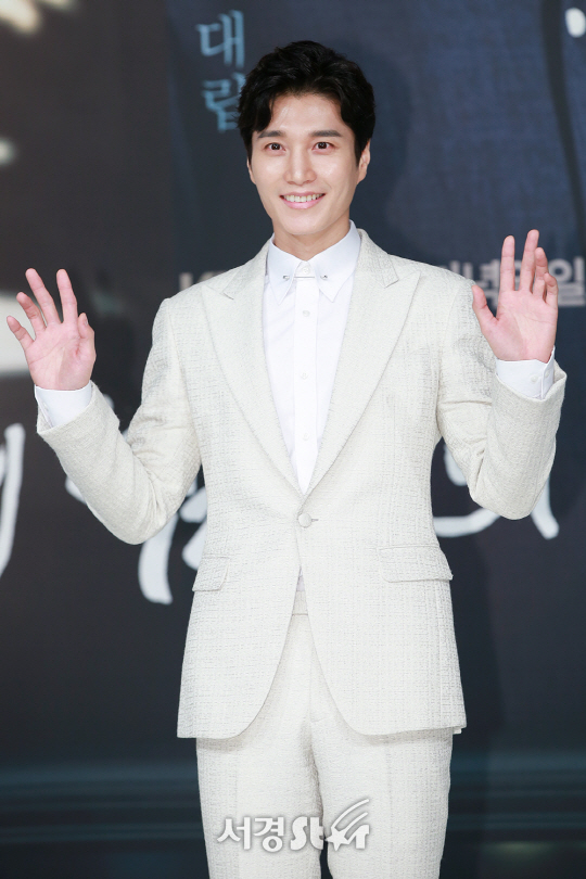 배우 김다현이 15일 오후 서울 영등포구 타임스퀘어 아모리스 홀에서 열린 KBS2 일일드라마 ‘내 남자의 비밀’ 제작발표회에 참석하고 있다.