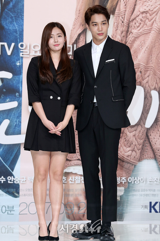 이예현과 카이가 19일 오후 서울 영등포구 영등포 타임스퀘어 아모리스홀에서 열린 KBS 1TV 일요드라마 ‘안단테’ 제작발표회에 참석해 포토타임을 갖고 있다.