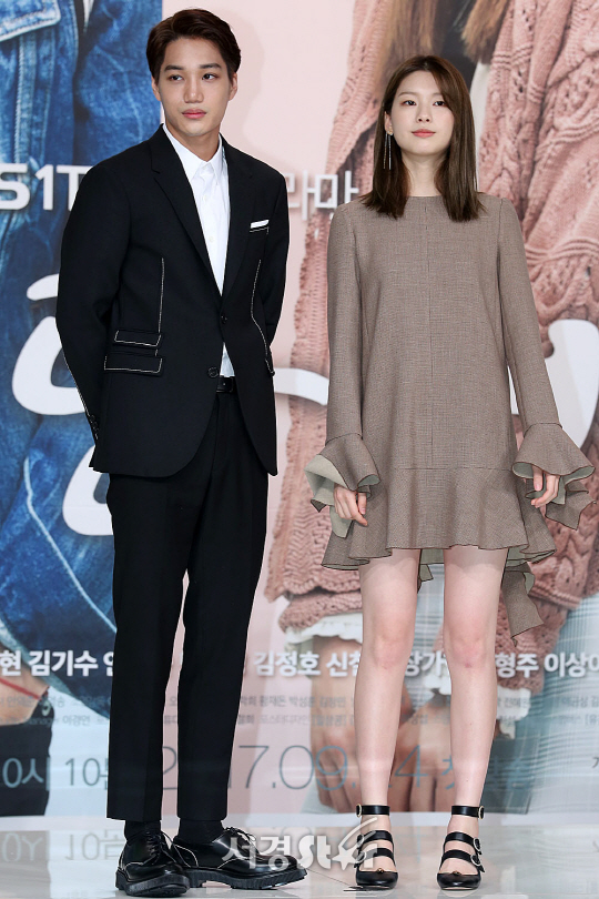 엑소 카이와 김진경이 19일 오후 서울 영등포구 영등포 타임스퀘어 아모리스홀에서 열린 KBS 1TV 일요드라마 ‘안단테’ 제작발표회에 참석해 포토타임을 갖고 있다.