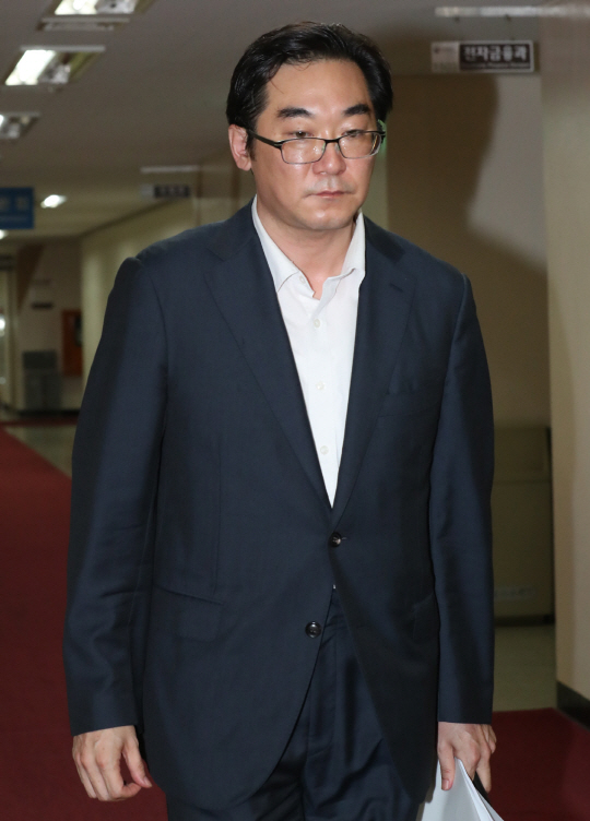 나향욱 전 교육부 정책기획관의 파면이 부당했다는 법원 1심 판결이 나왔다./연합뉴스
