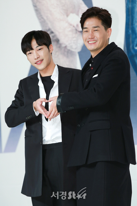 배우 우도환, 유지태가 10일 오후 서울 영등포구 타임스퀘어 아모리스홀에서 열린 KBS2 수목드라마 ‘매드독’ 제작발표회에 참석하고 있다. /사진=조은정 기자