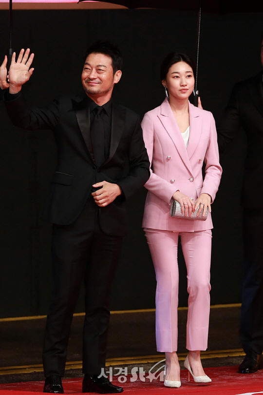 조성하-하윤경, 영화 '타클라마칸'의 두배우! (2017부산국제영화제)
