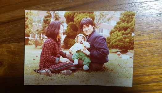 ‘신혼일기2’ 오상진 과거 사진 공개...“아빠랑 도플갱어”