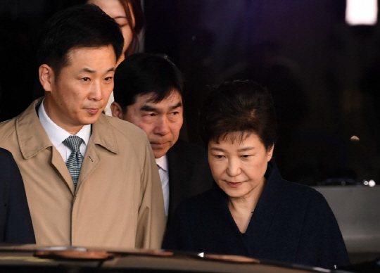박근혜 전 대통령측 변호인단 전원이 사임했다./연합뉴스