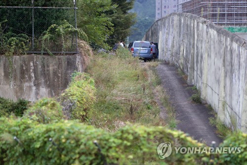 5·18 광주민주화운동 당시 행방불명됐던 시위자가 암매장된 장소로 보이는 옛 광주교도소 일원 발굴이 본격화를 앞두고 있다./연합뉴스