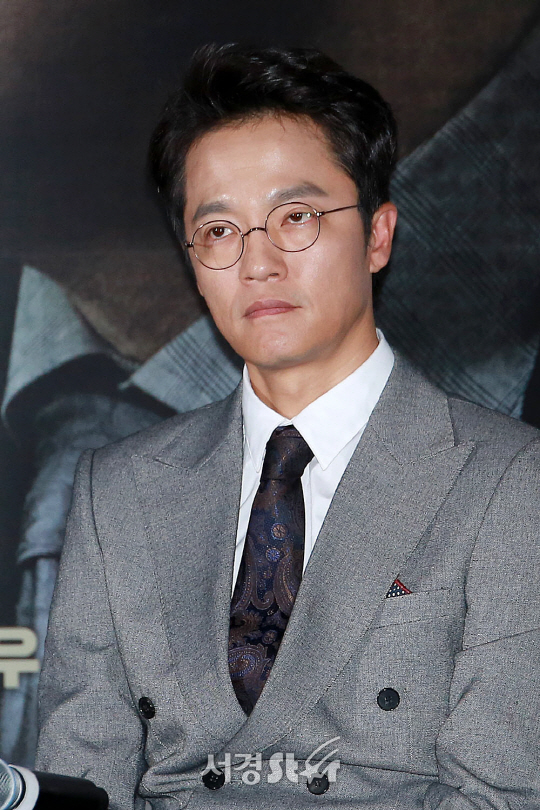 조한철이 24일 오후 서울 용산구 CGV용산아이파크몰에서 열린 영화 ‘침묵’ 언론시사회에 참석했다.