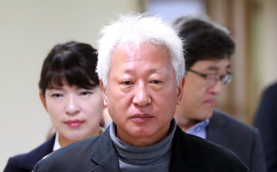류석춘 '한국당, 친박 핵심 청산 못하면 지방선거서 폭망'