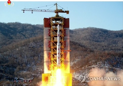 북한이 인공위성으로 주장하는 ‘광명성-4’호 발사 장면. /연합뉴스