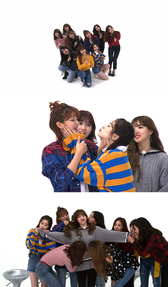 '주간아이돌' 트와이스, 신곡 'LIKEY' 무대 최초 공개