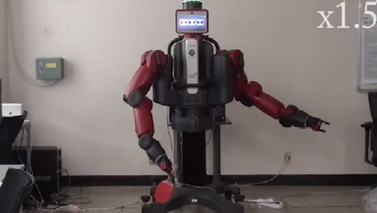오성회 교수 연구팀이 개발한 인공신경망 구조 ‘텍스트 투 액션 네트워크’를 탑재한 로봇.