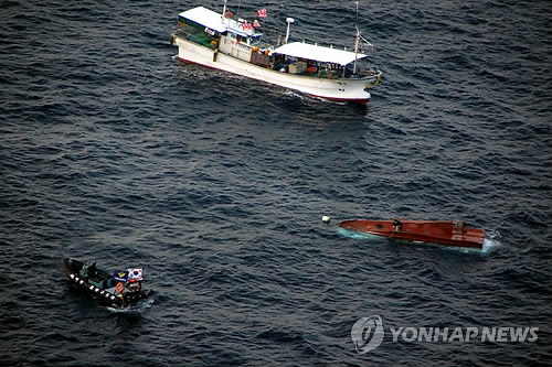 여수 해상서 음주운항 어선이 낚싯배 들이받아 전복…1명 사망