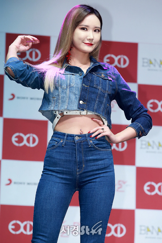 EXID(이엑스아이디) 멤버 LE가 7일 오후 서울 용산구 블루스퀘어 삼성카드홀에서 열린 4번째 미니앨범 ‘덜덜덜’ 쇼케이스에 참석했다.