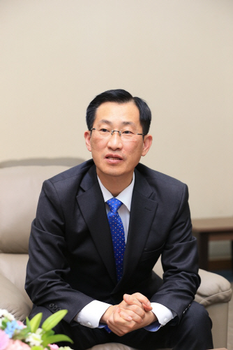 박건수 산업통상자원부 산업정책실장.