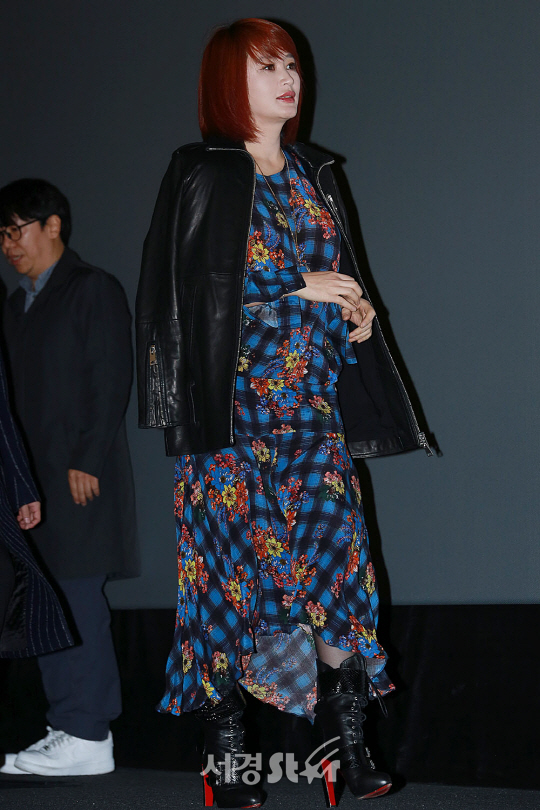 배우 김혜수가 11일 오후 서울 용산구 CGV 용산아이파크몰에서 진행된 영화 ‘미옥’ 무대인사에 참석했다.