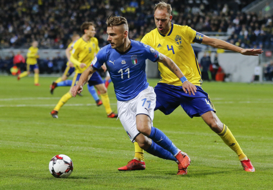이탈리아는 14일(한국시간) 스웨덴과 2018 러시아월드컵 유럽지역 플레이오프 2차전을 치른다. 이 경기서 이탈리아는 2골 차 이상으로 승리해야 월드컵 본선에 진출할 수 있다. /출처: AP