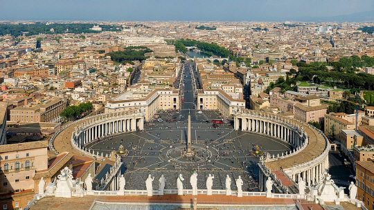 바티칸 성 베드로 광장 /위키피디아