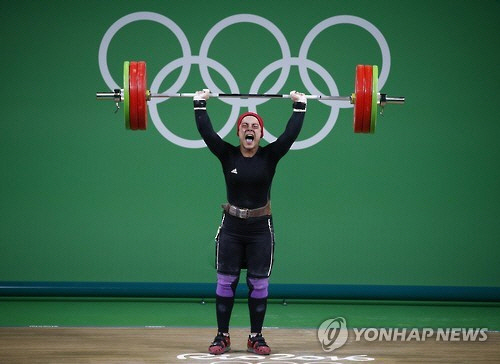 역도강국 이란, 여자선수도 국제대회 참가 허용한다