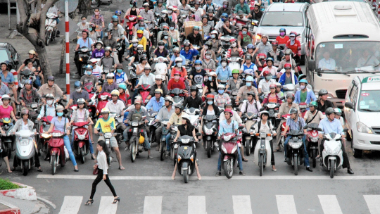 자료화면 - 베트남의 도로사정